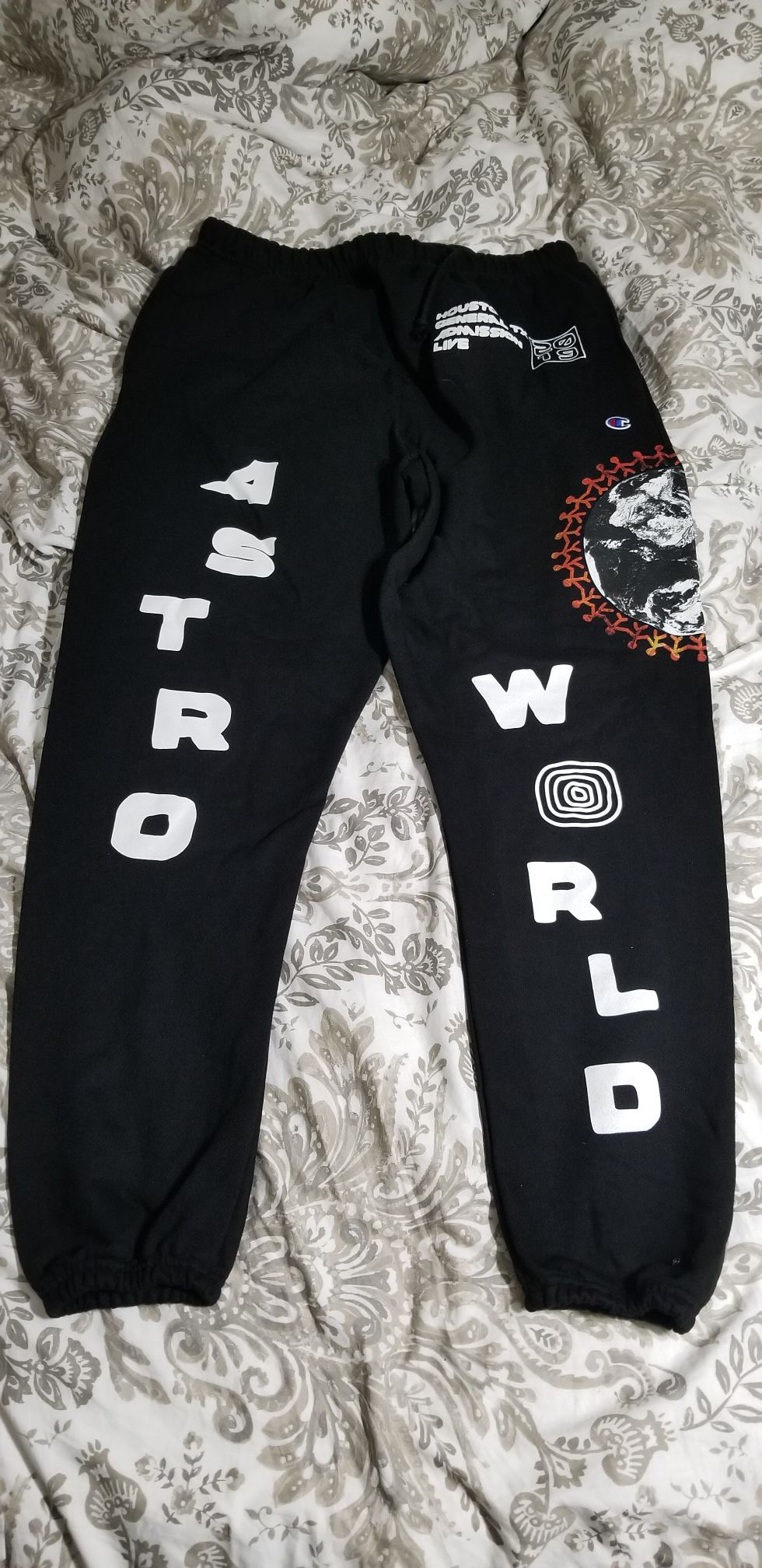 Travis Scott Astroworld festival Champion sweatpants Xl