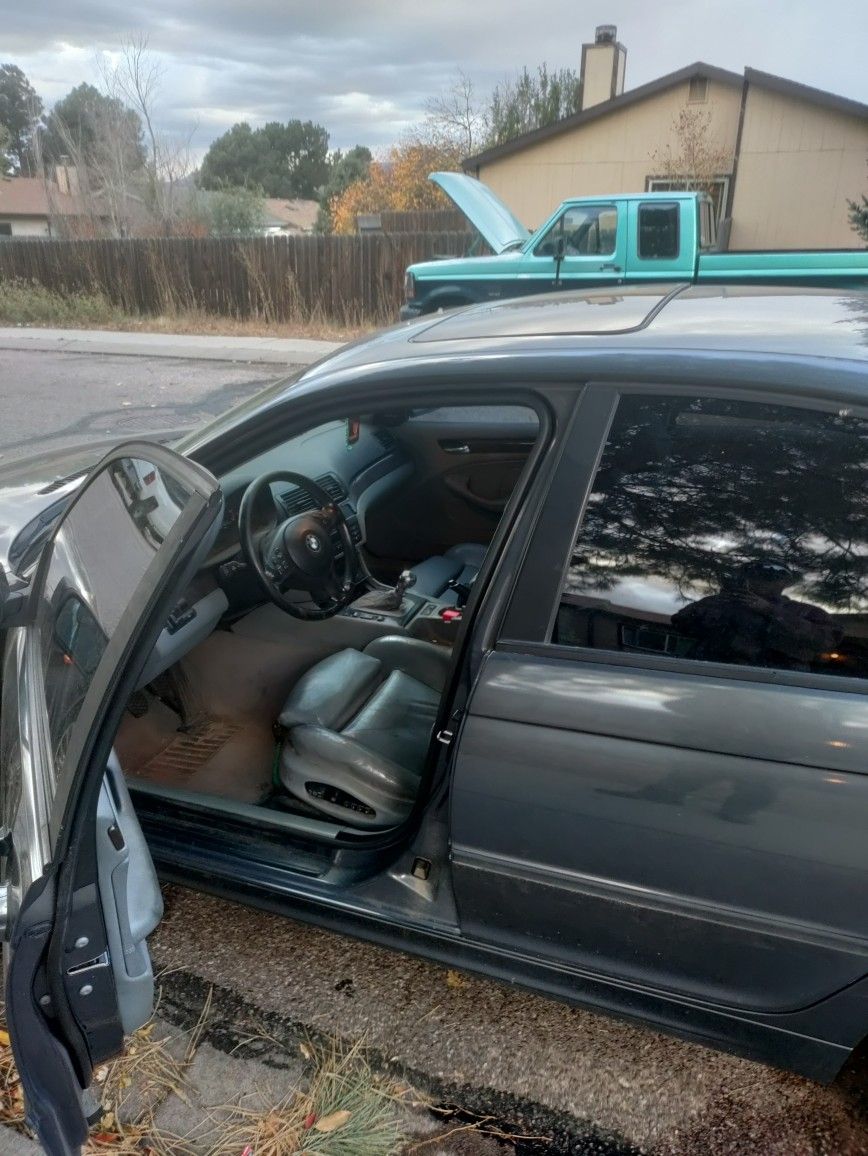 2002 BMW 325xi
