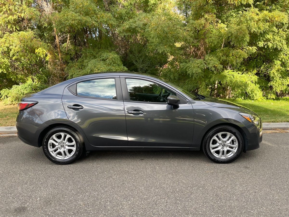 2016 Scion iA