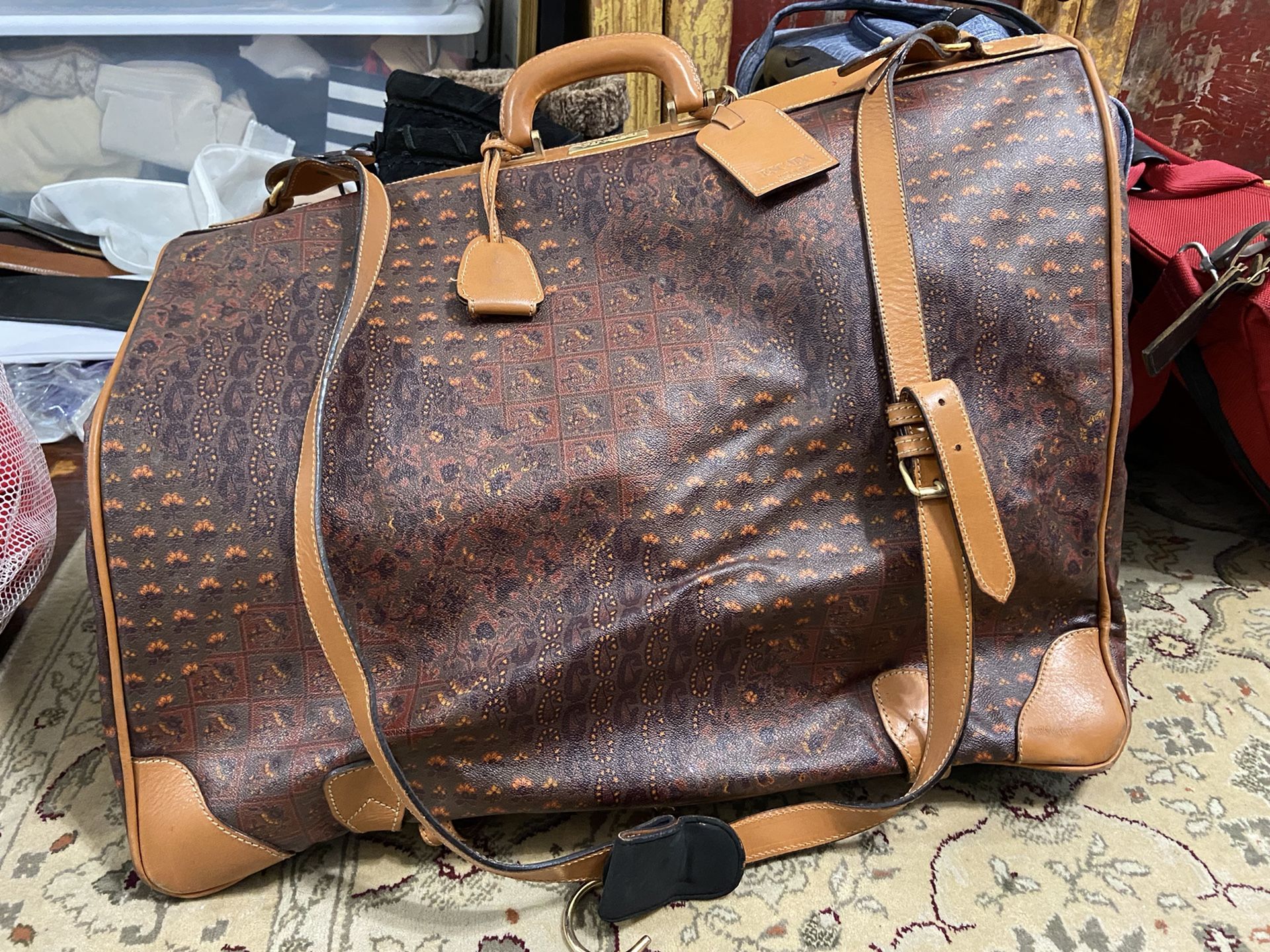 Escada Luggage/2 piece