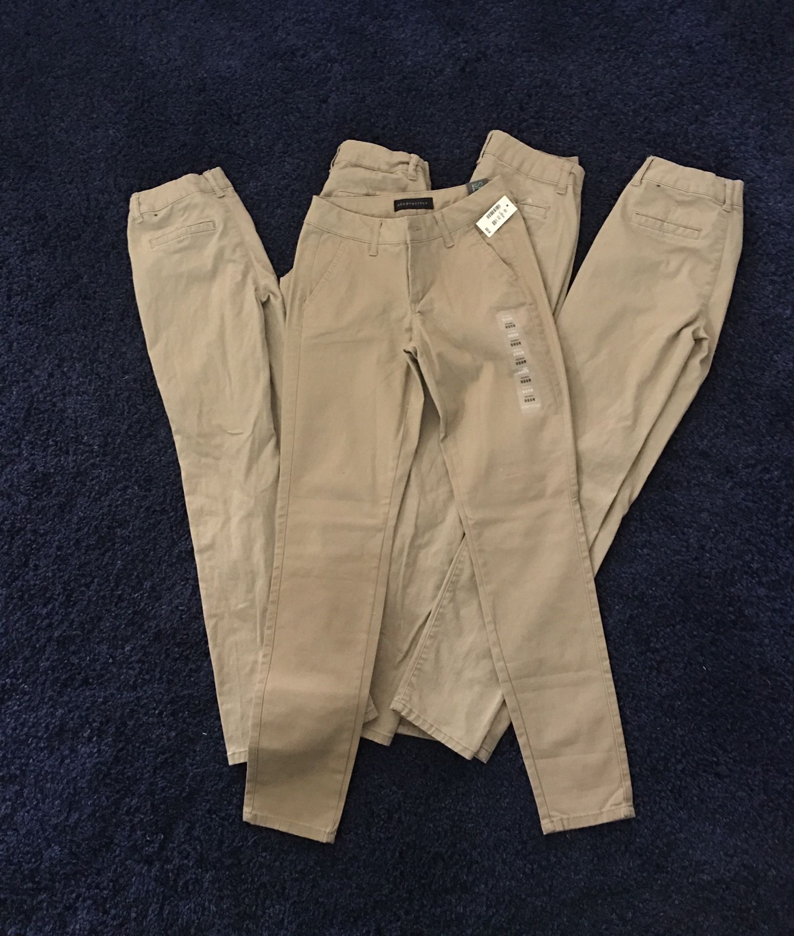 5 NEW AEROPOSTALE KHAKI SKINNY PANTS for Sale in Bossier City, LA OfferUp