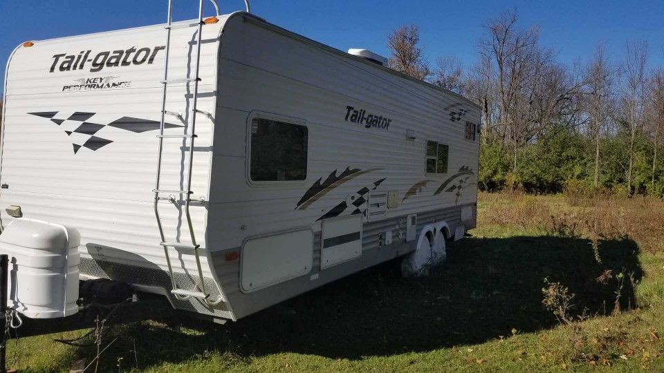 2004 Keystone Tail-Gator