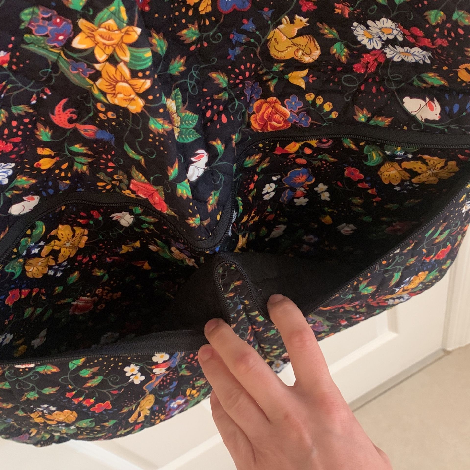 Vera Bradley Garment Bag Floral/Animal Print