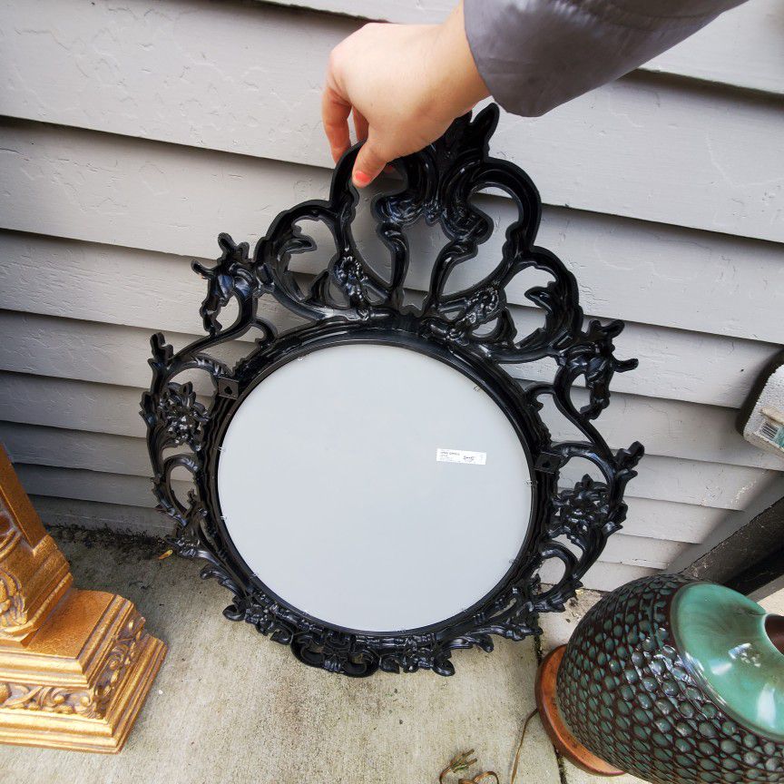 Black Ornate Oval Mirror. Exellent Condition.  New