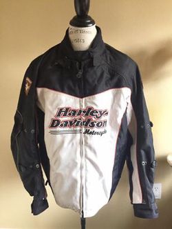 Women’s Harley Davidson riding jacket Thumbnail