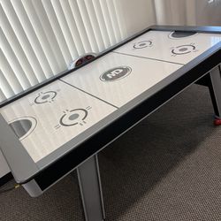Air Hockey Table Used With Wear Thumbnail