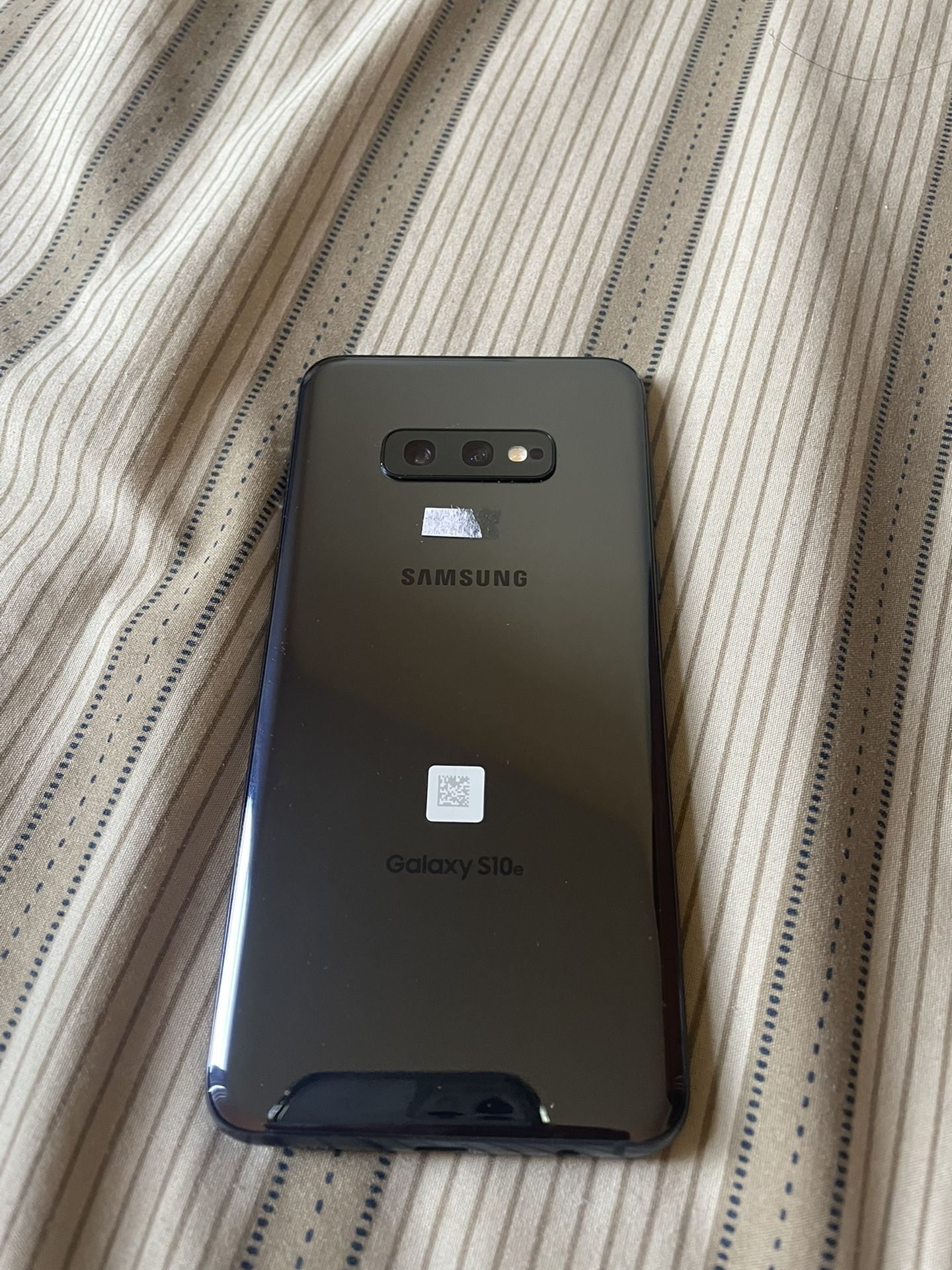 Samsung S10e
