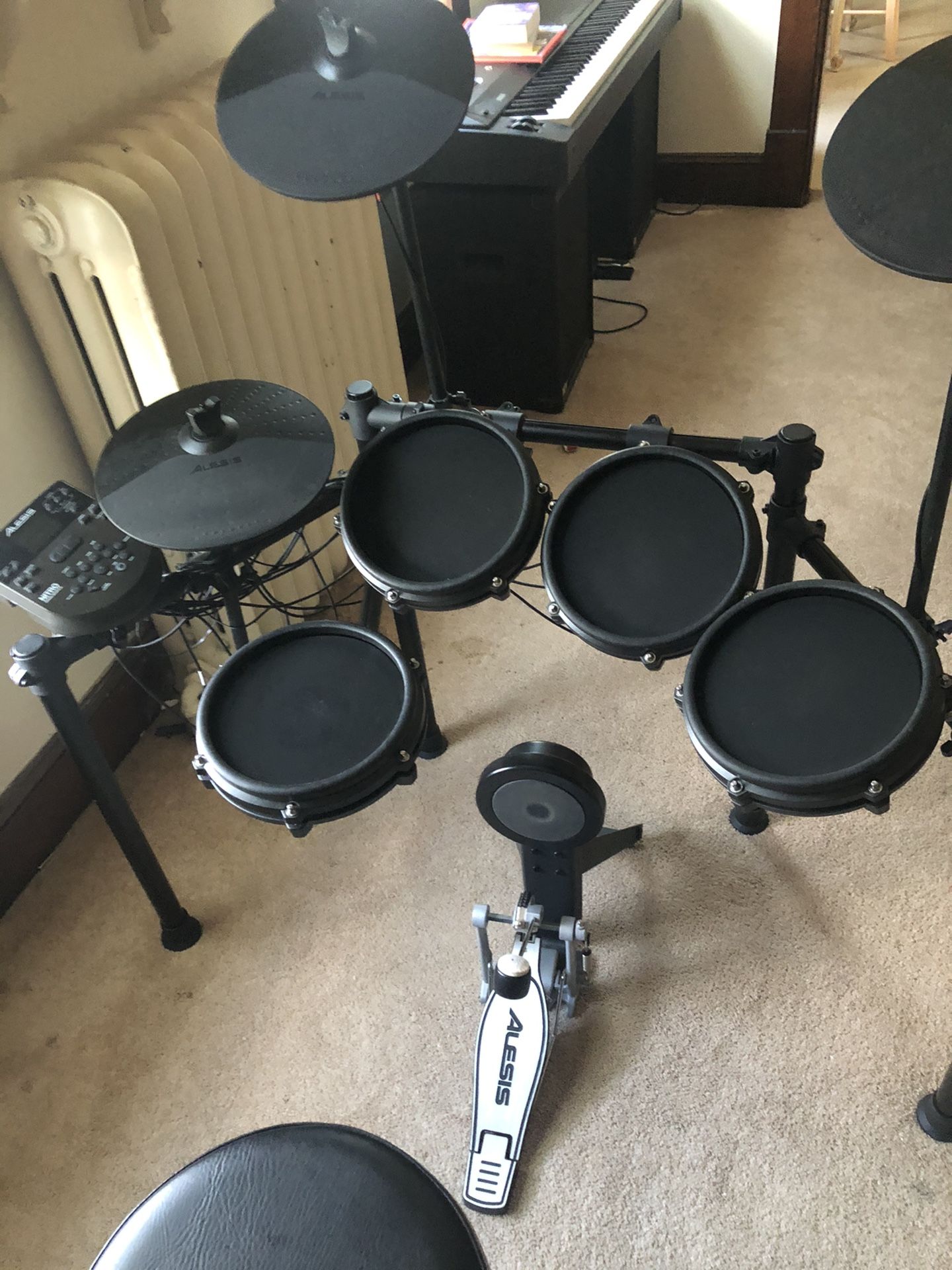 Alesis Nitro Mesh Digital Drums