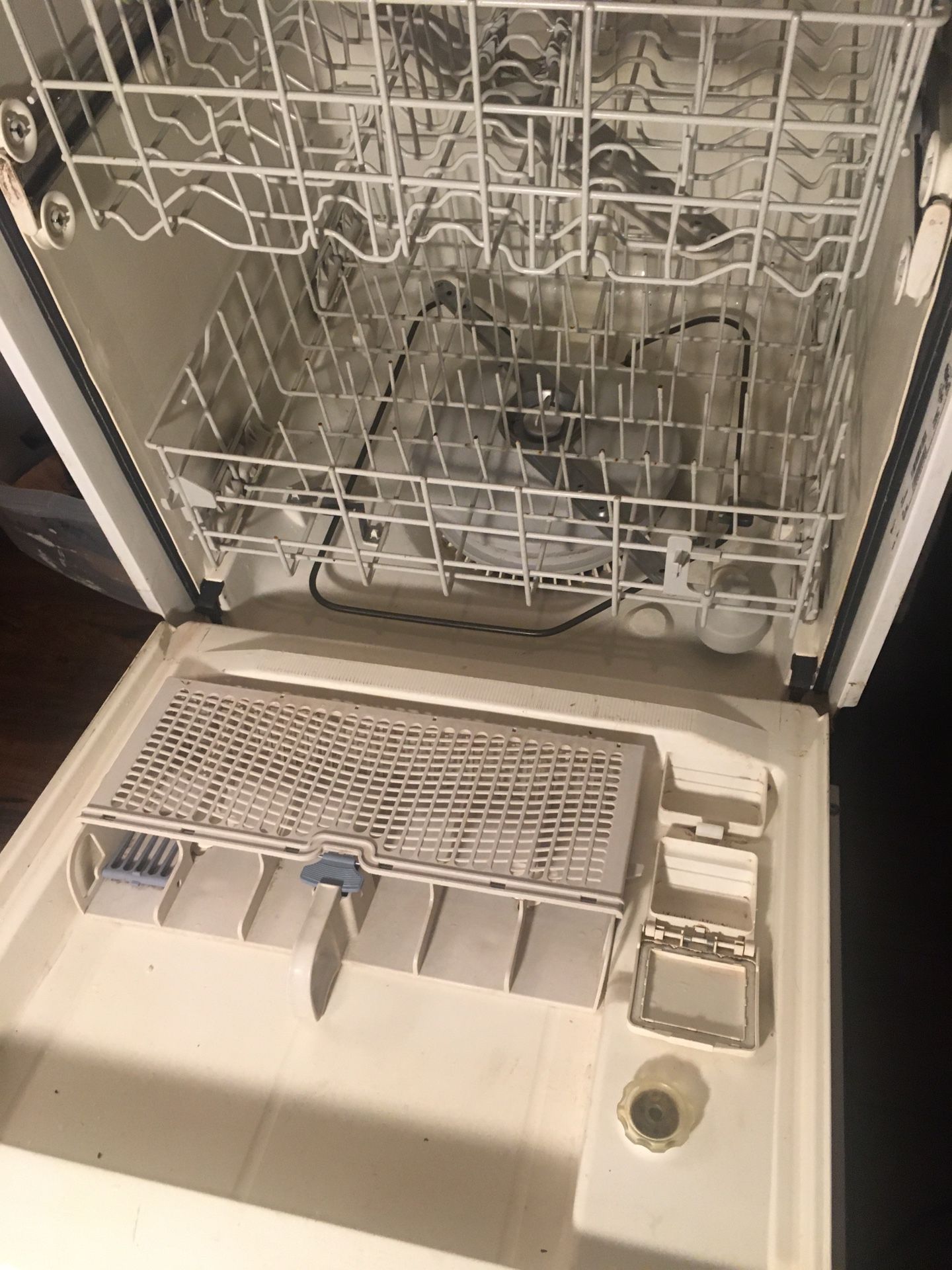 Whirlpool Dishwasher