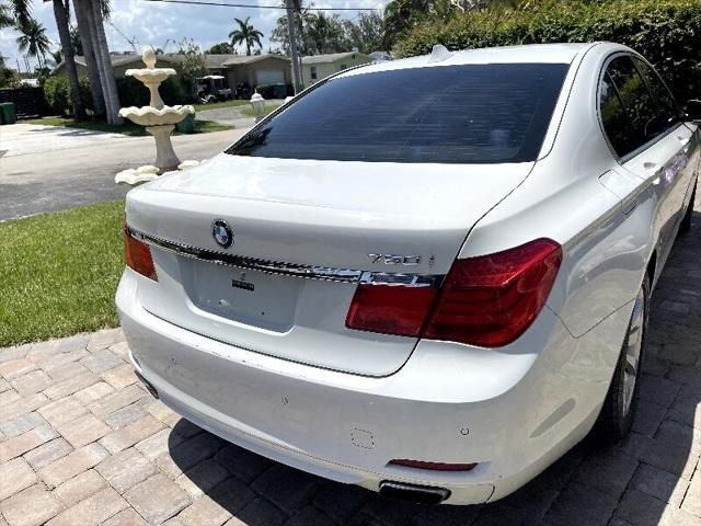 2011 BMW 7-Series
