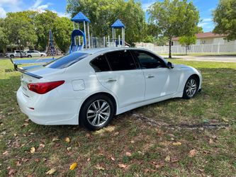 2015 Infiniti Q50