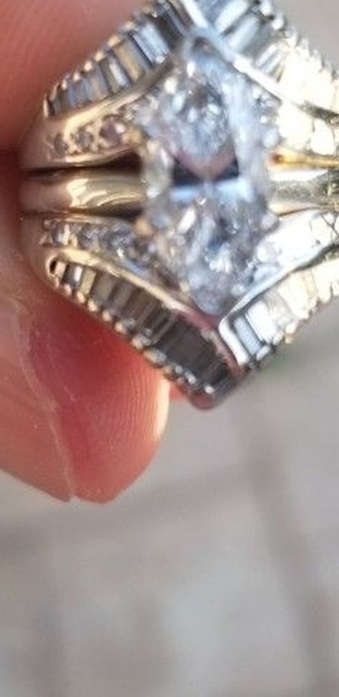 Authentic 2.5ct Diamond Wedding Engagement Ring Gold/Platinum