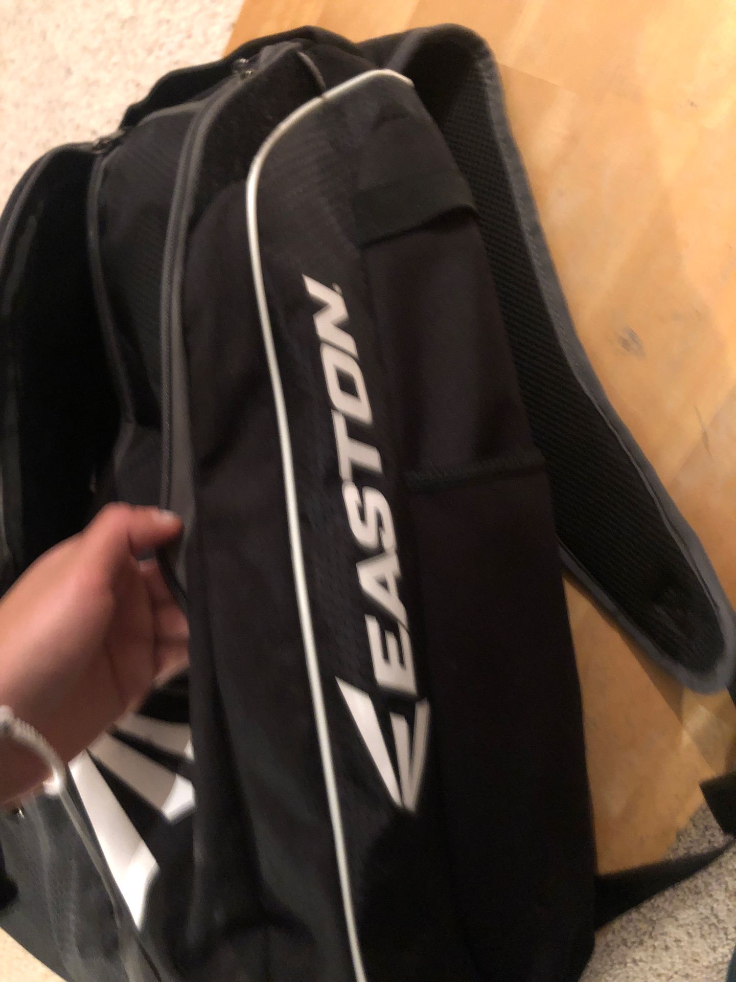 easton baseball/ softball backpack
