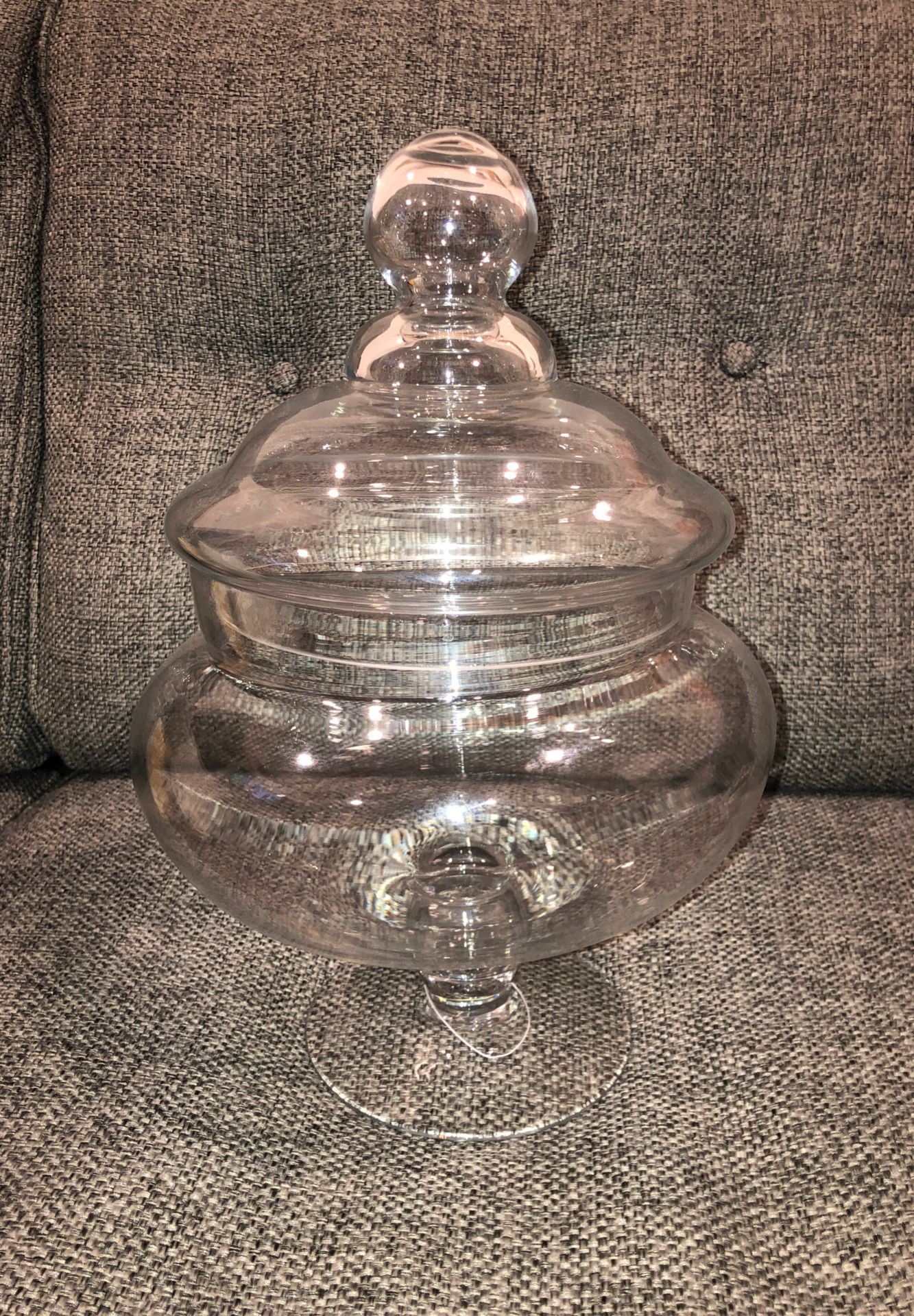 Apothecary jar