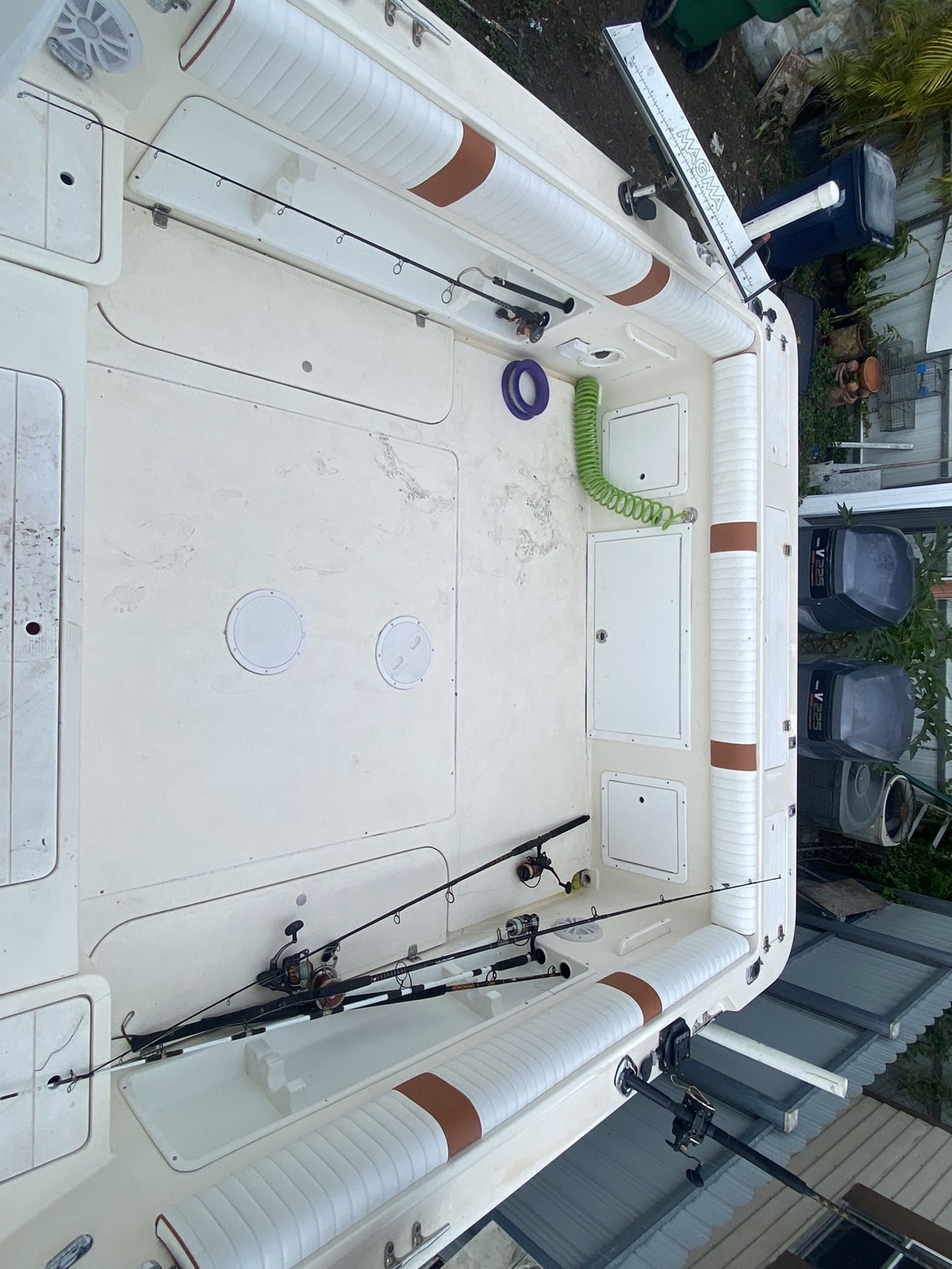 Bote Listo Para el Verano