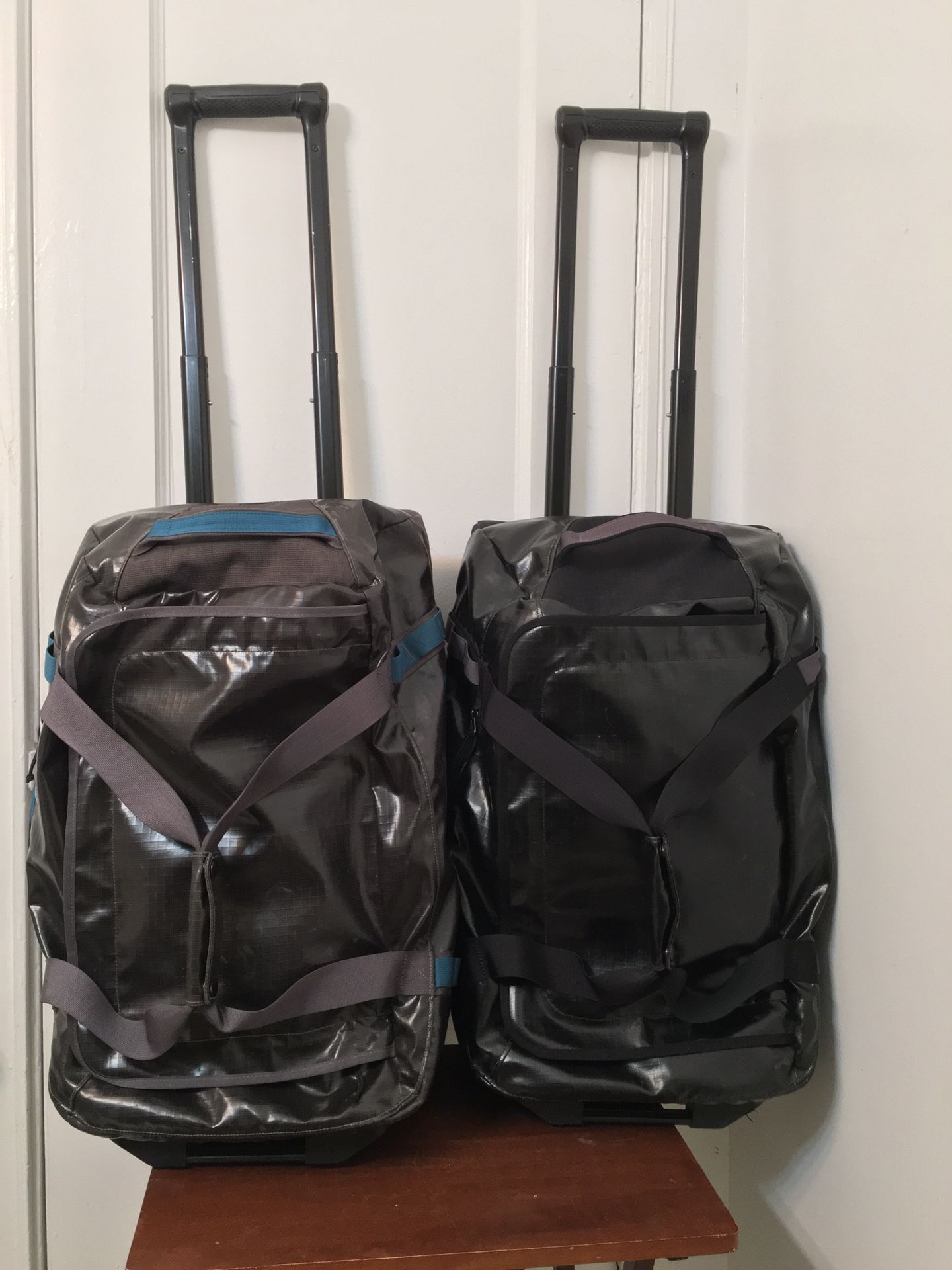 PATAGONIA Black And Grey Hole Wheeled Duffel Bag 70L
