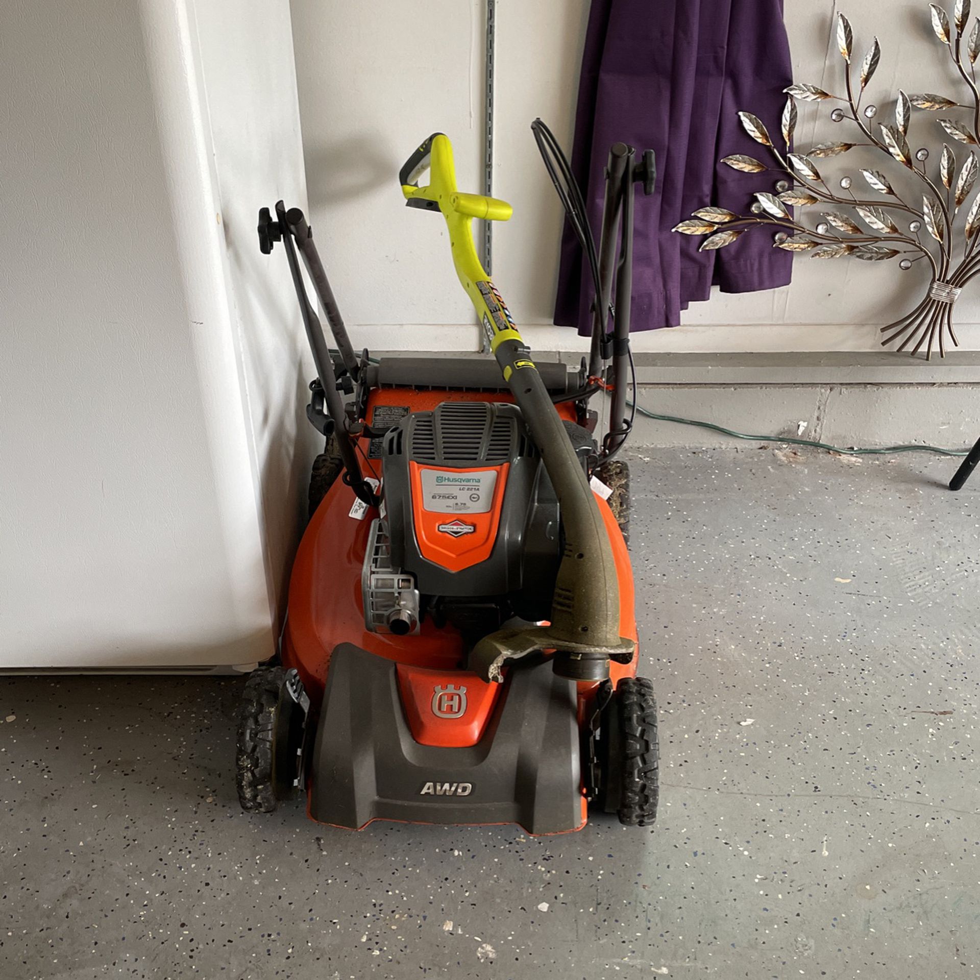 Honda Lawn Mower And Trimmer 