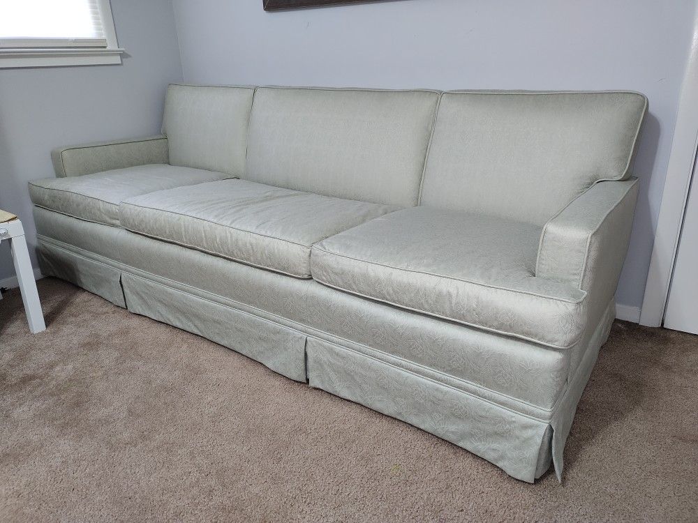Sofa - Excellent Condition