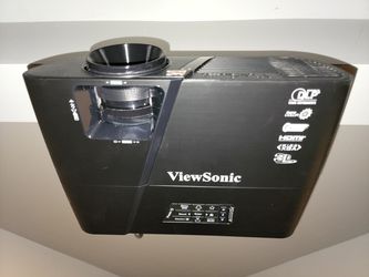 ViewSonic PJD5555W 3300 Lumens WXGA HDMI Projector

 Thumbnail