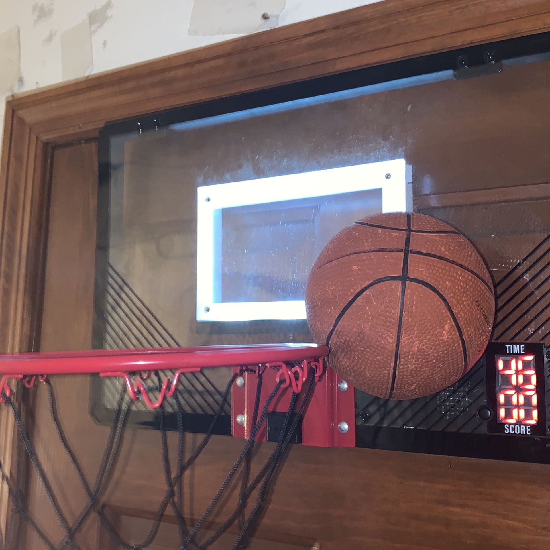 Breakaway LED Basketball Hoop