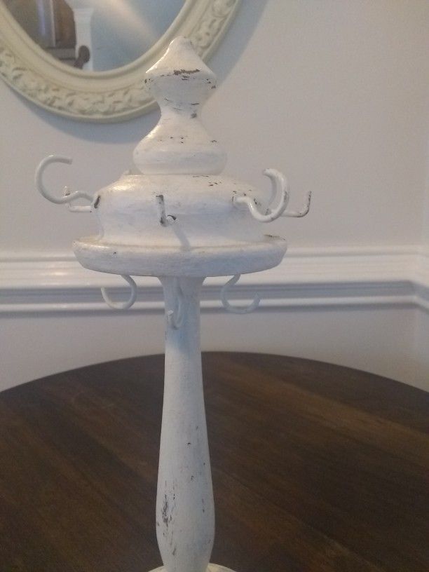 Shabby Chic Necklace Holder