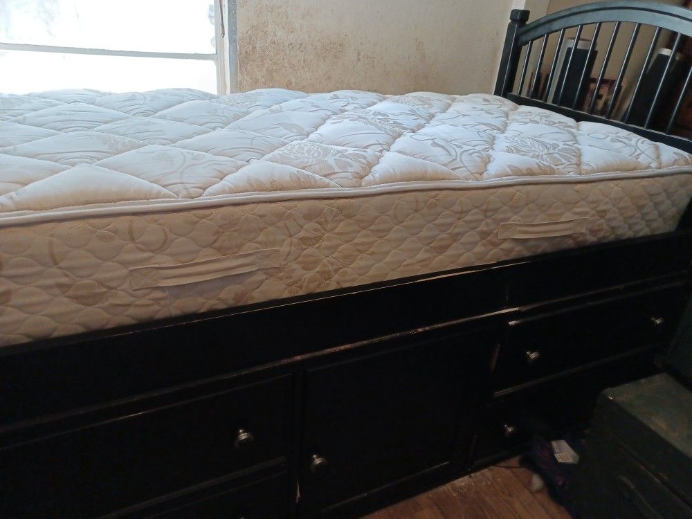 Captain Bed