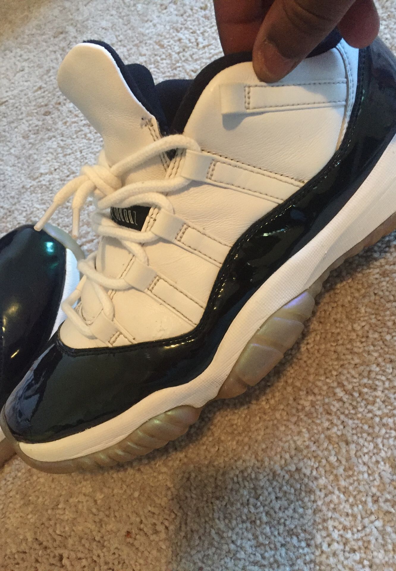 Jordan retro 11s emeralds