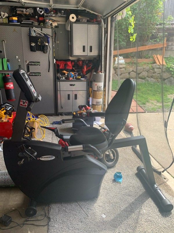 Schwinn Exercise Bike Only Used 3 Times