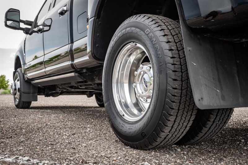 2017 Ford F-350 Super Duty Platinum