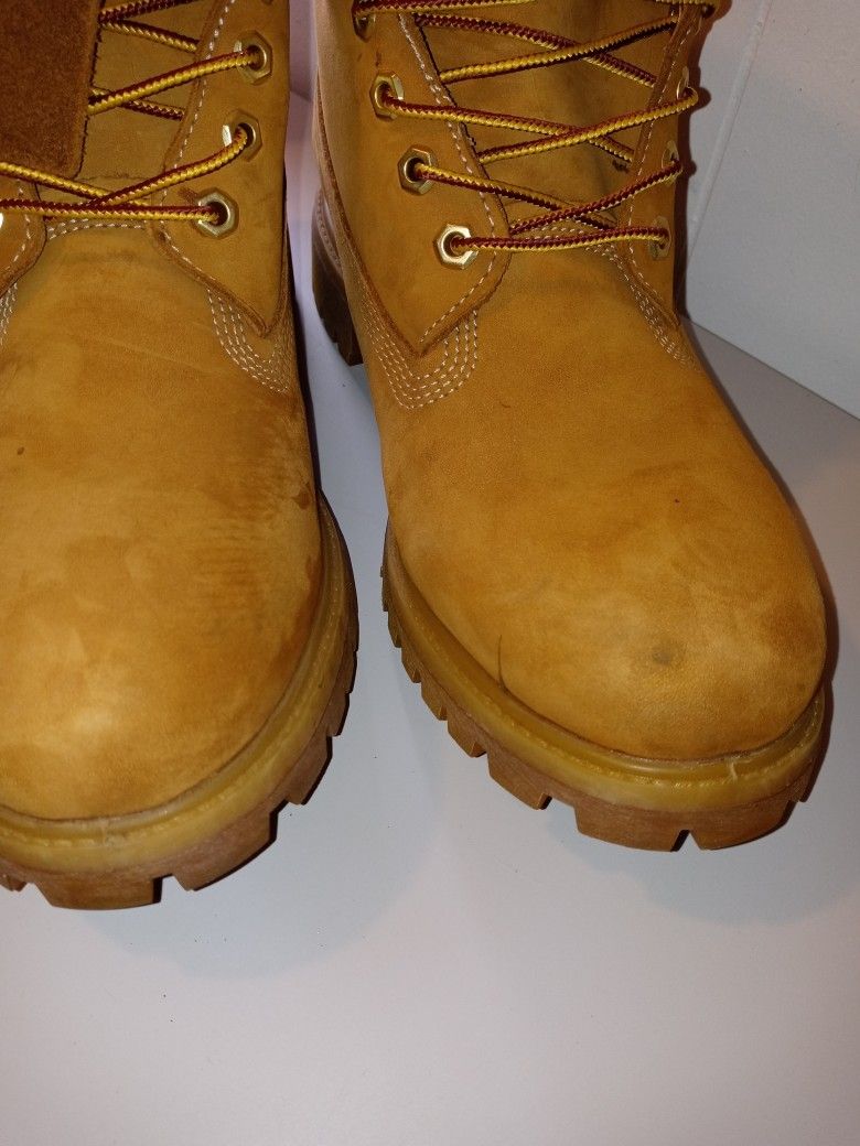 Timberland Waterproof Boots. Men size 10. Good Condition