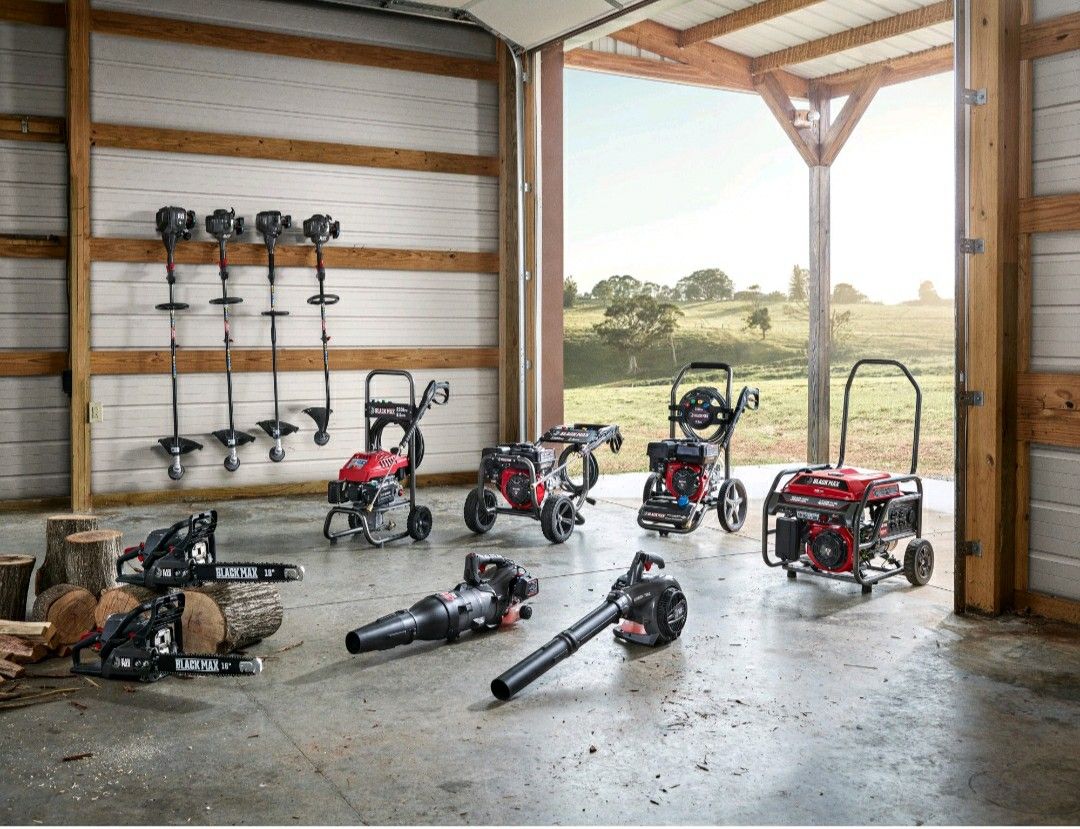 Black Max 3300 PSI Gas Pressure Washer 212cc OHV Engine for Sale in