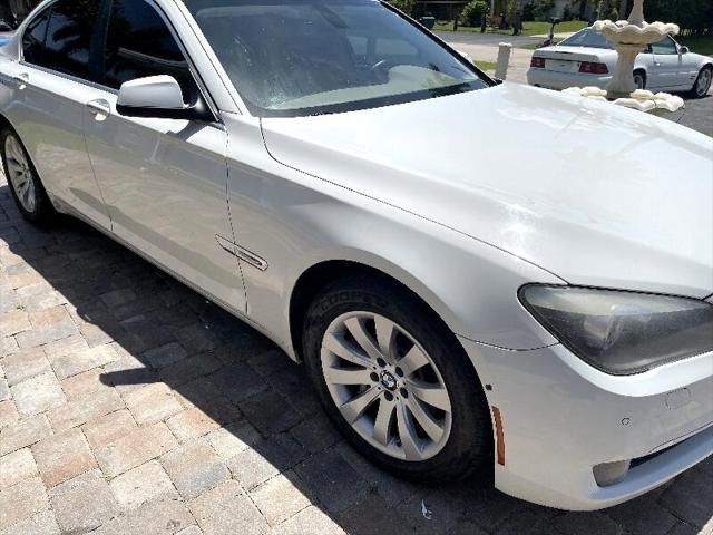 2011 BMW 7-Series