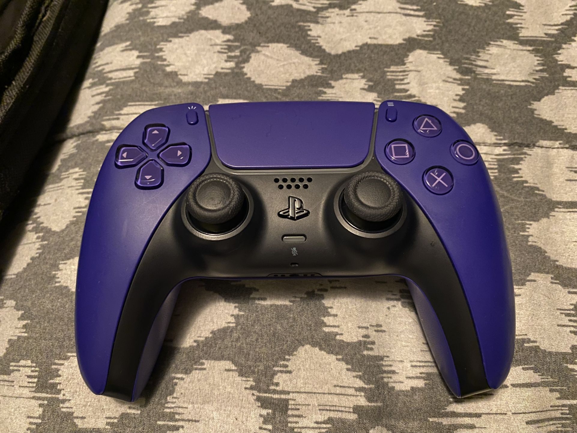 PS5 Dualsense Controller Purple *READ DESC.* for Sale in Hawthorne, CA ...