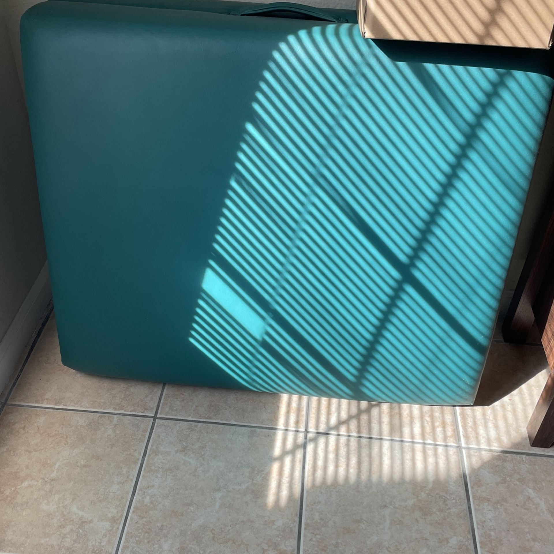 Massage Bed