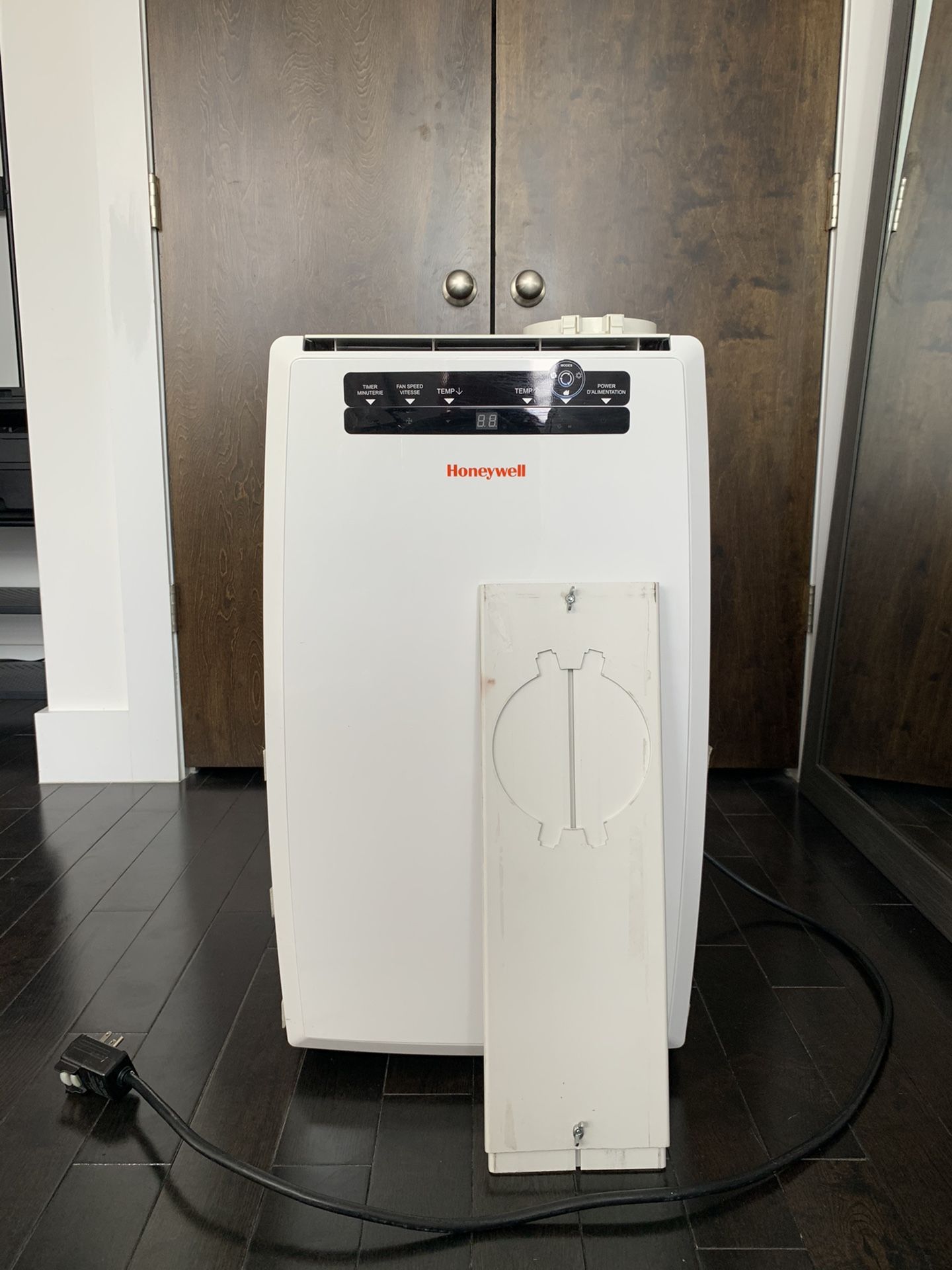 Honeywell & GE AC units for SALE