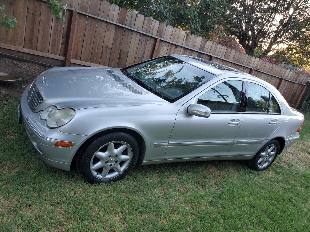 2003 Mercedes-Benz C-Class