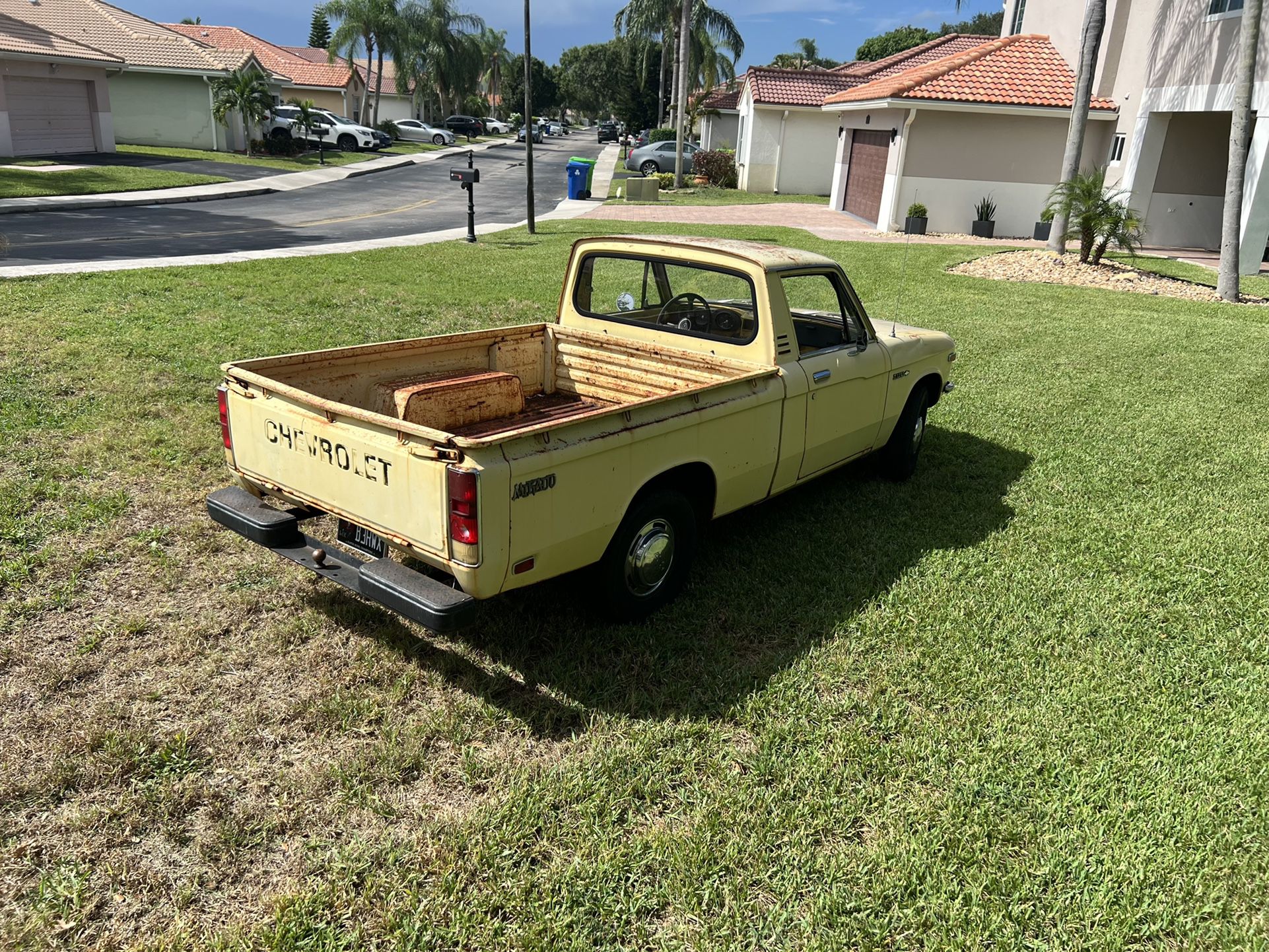 1975 Chevrolet Luv ( Isuzu Pup)