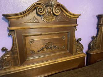 1850’s European Antique Bedroom Set Thumbnail