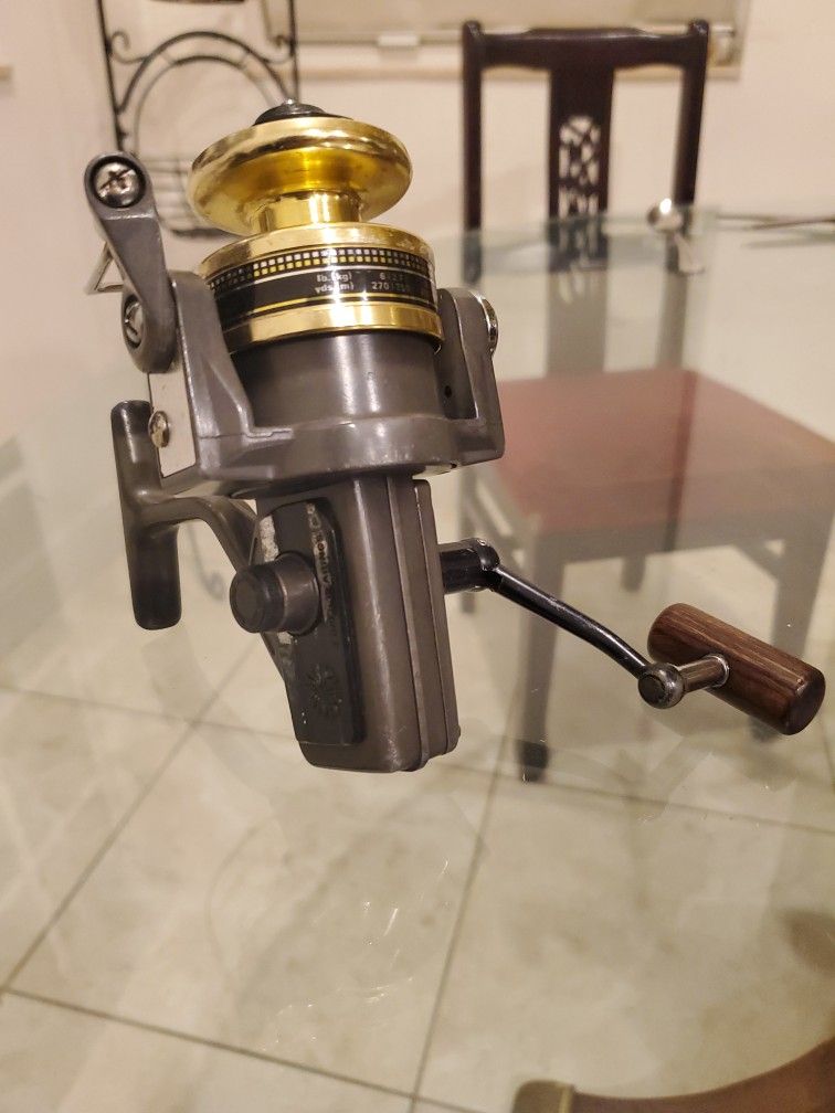 Daiwa BG13 Spinning Fishing Reel Just Serviced