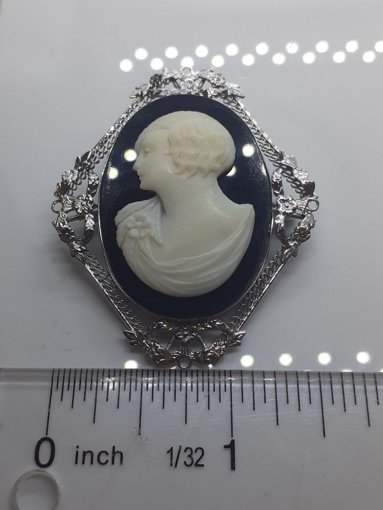 14k white gold antique filigree carved shell cameo brooch pendant charm 12.3 grams
