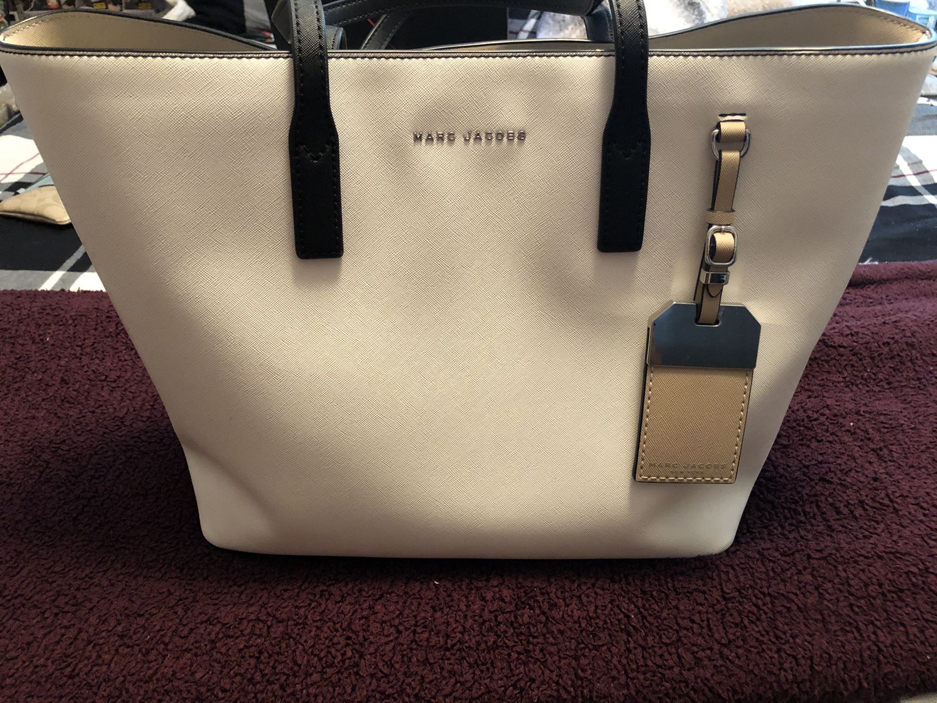 Like new Marc Jacobs Tote