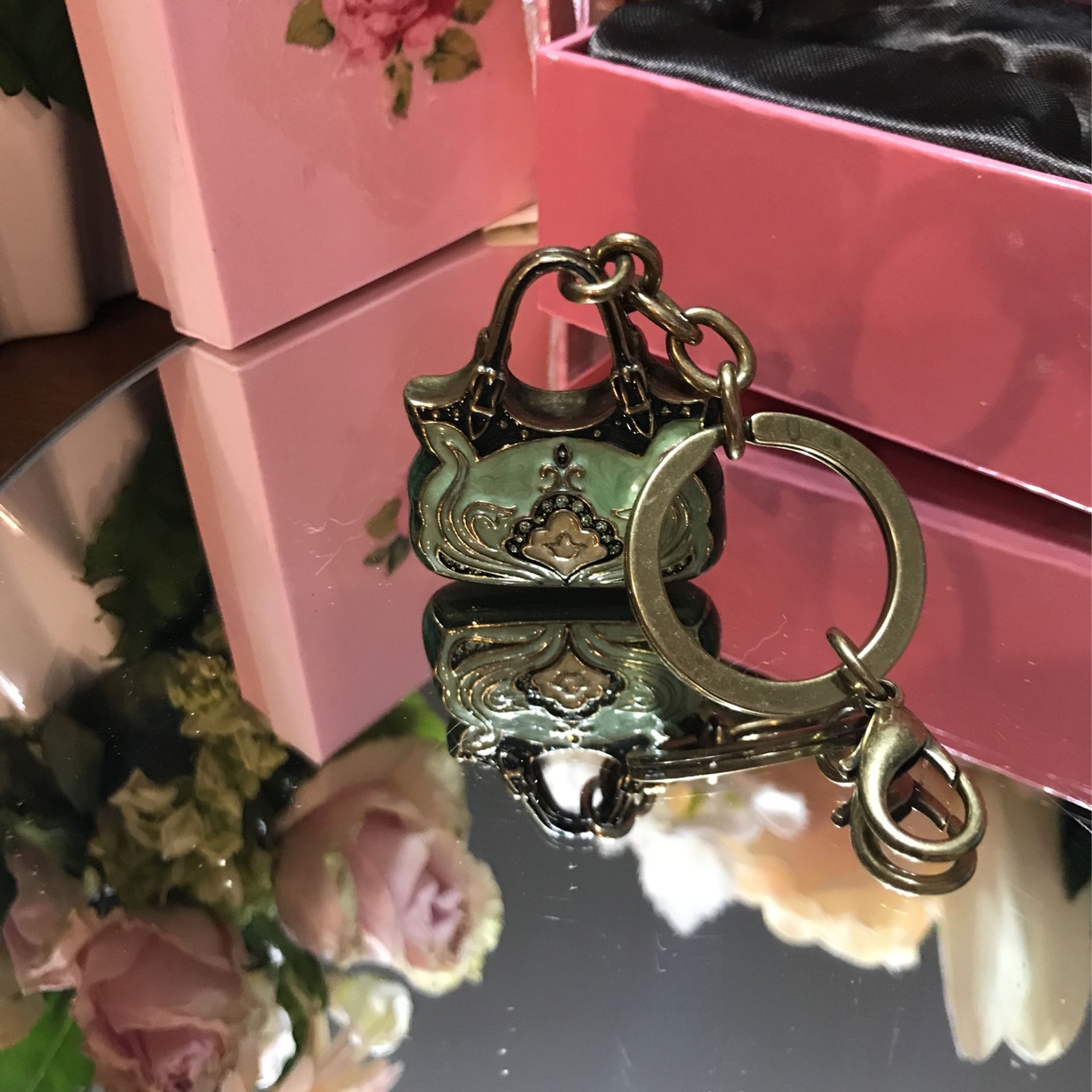 Pretty! New ! Purse Key Chain / Purse Charm