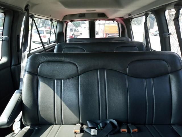 2002 Chevrolet Express Van
