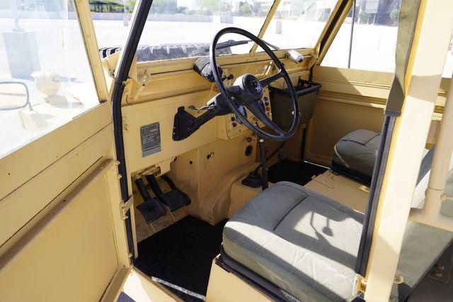 1972 Land Rover Santana 2A-88