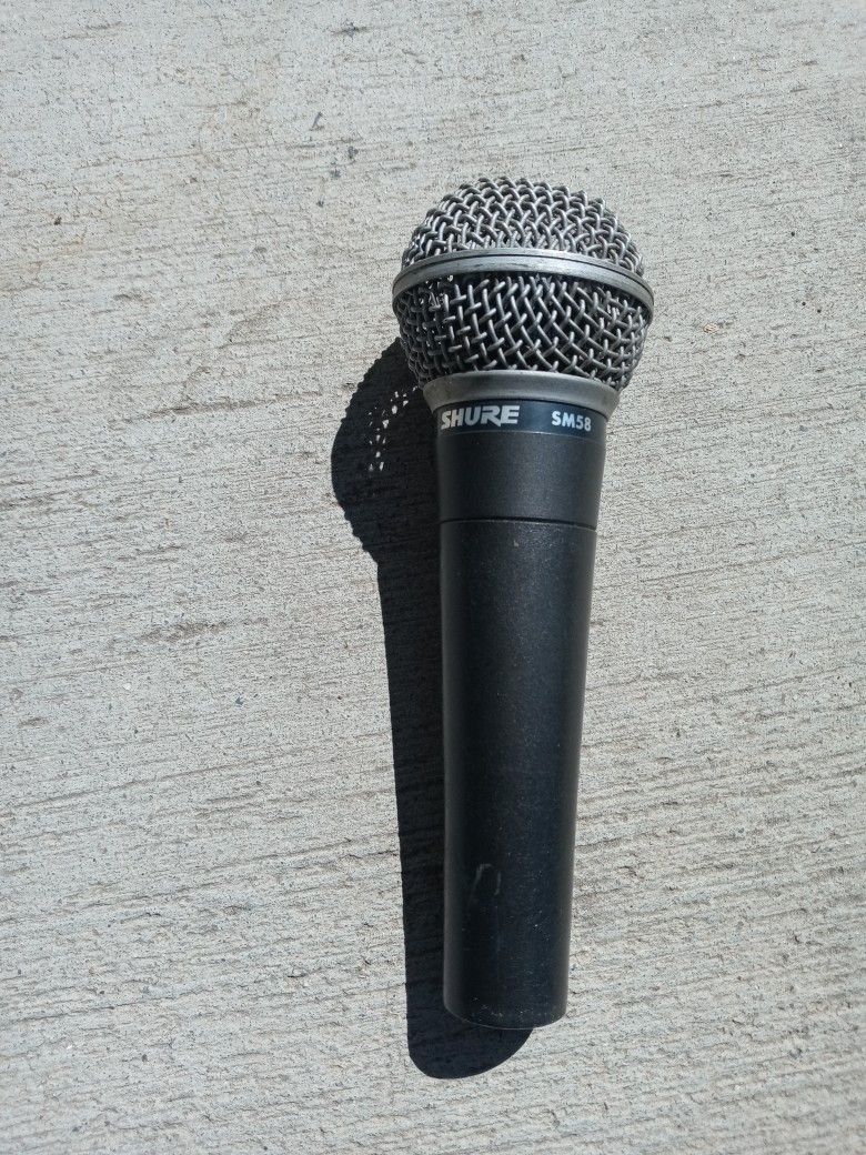 Shure SM58