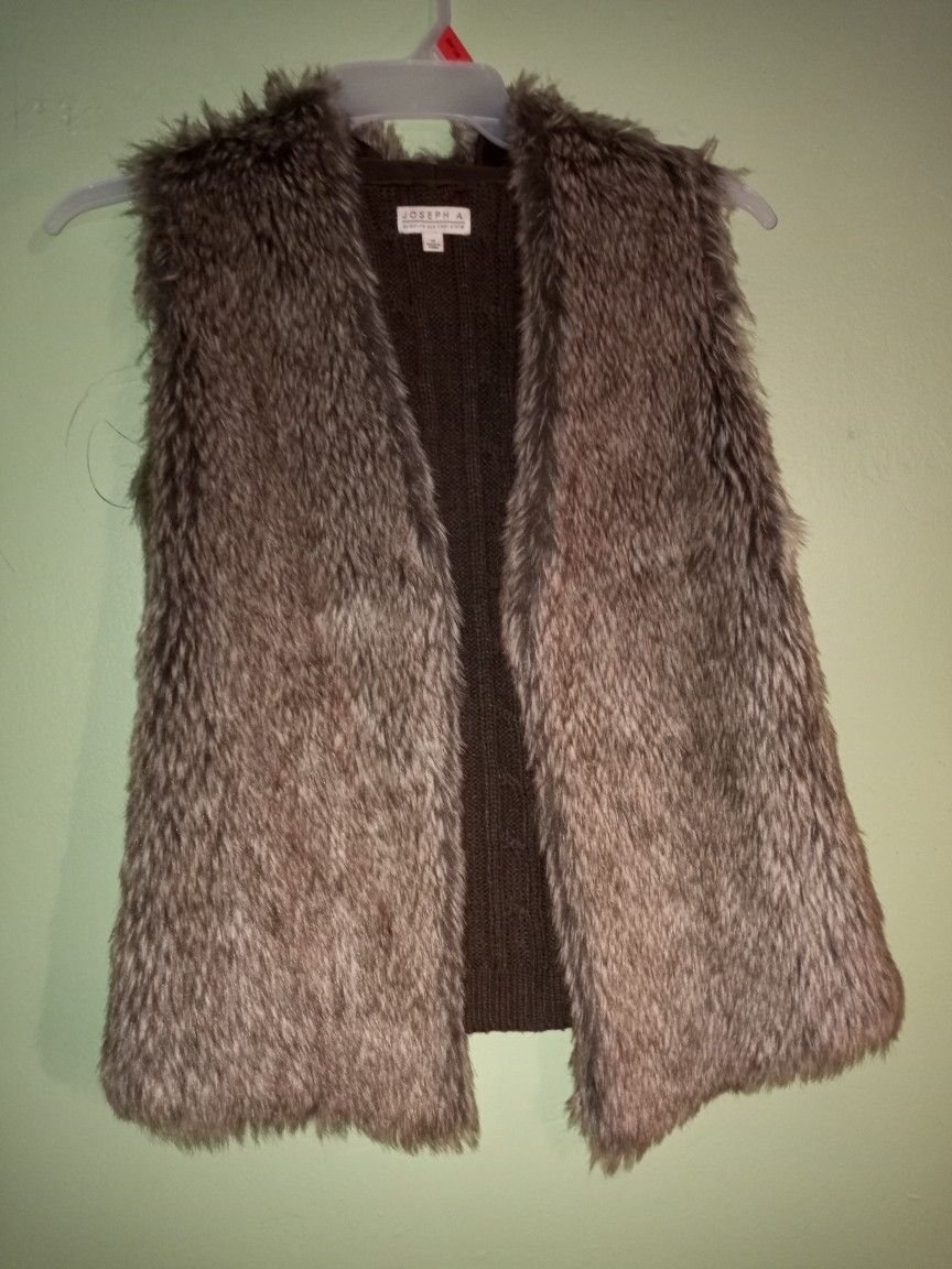 Beautiful gold and black wrap, Joseph A Faux Fur Vest, Pashmina Scarf, Charlotte Russe Black Jumper