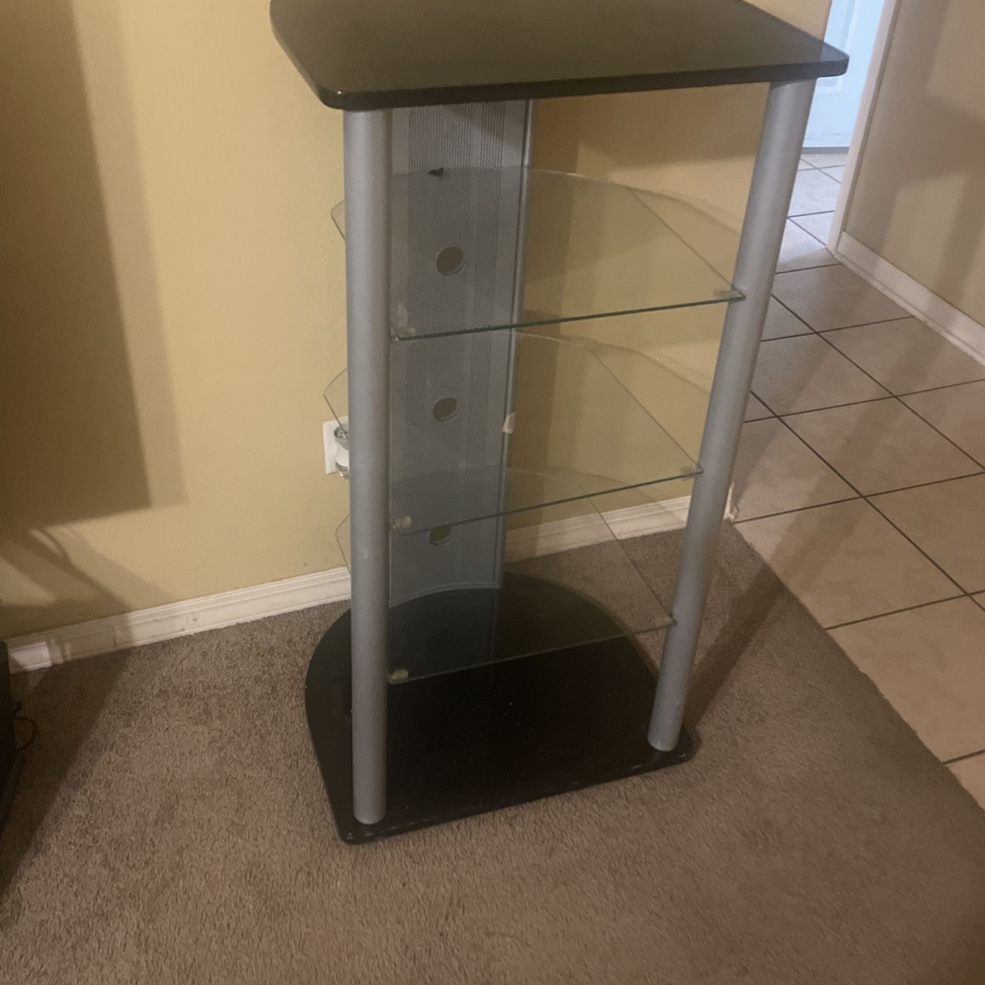 End Piece Or Picture Holder Shelf