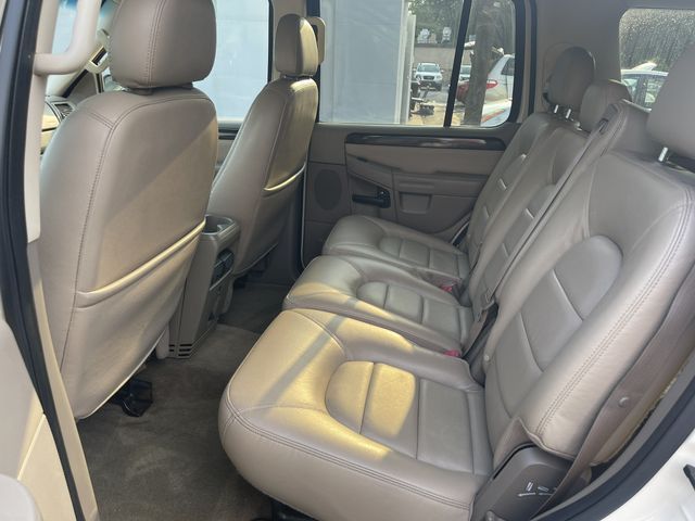 2005 Ford Explorer