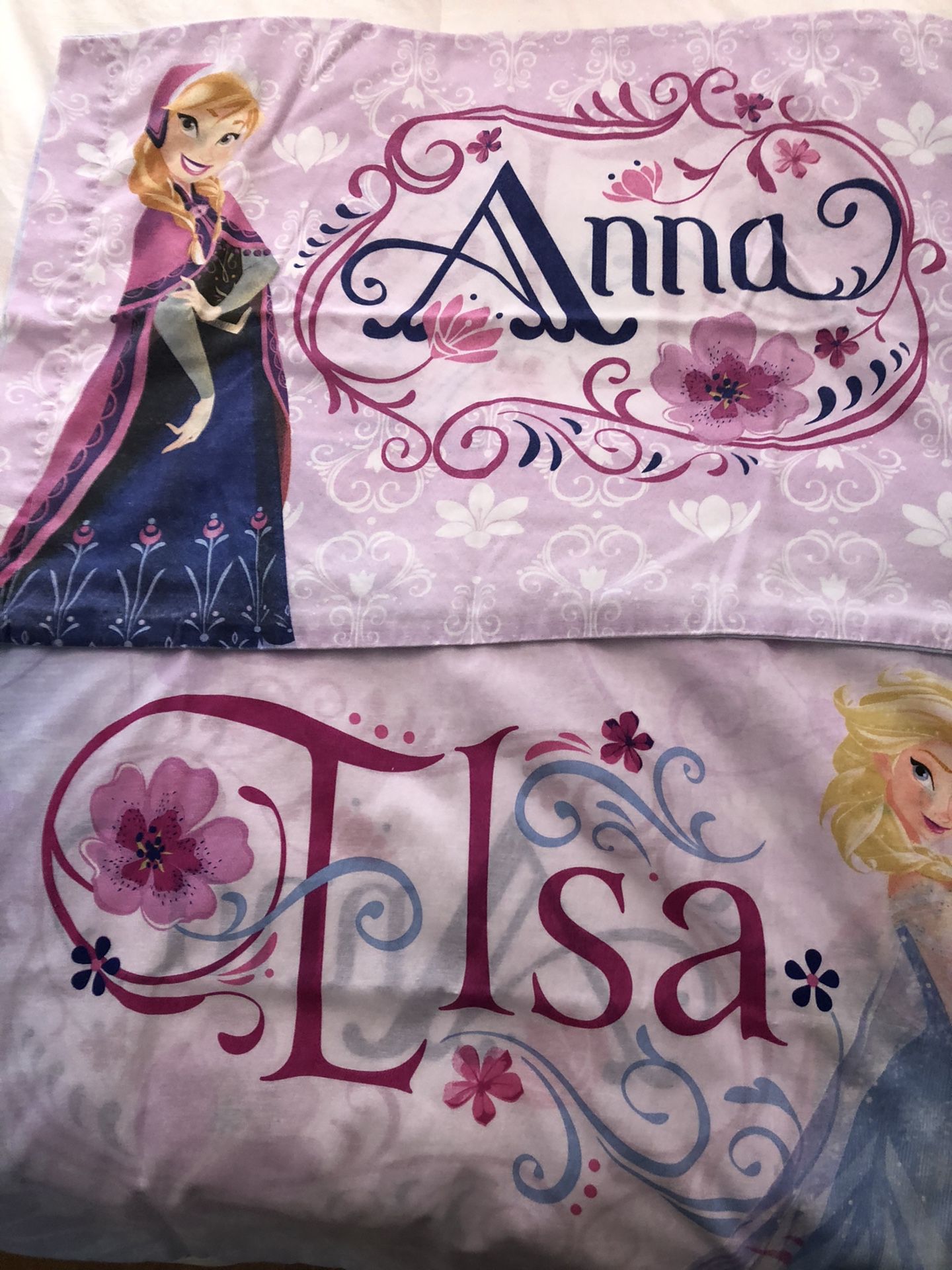 Frozen~Elsa & Ana Twin Bed Comforter/Sheet Set