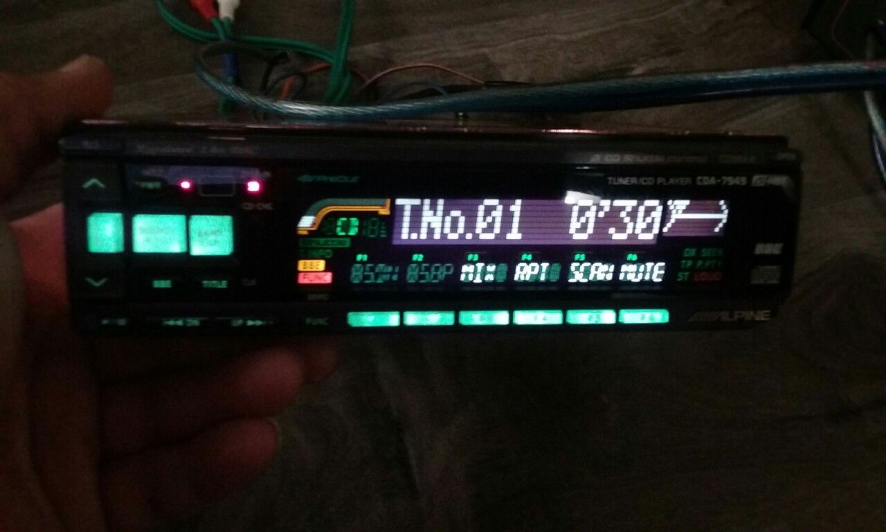 Alpine Cda7949 High End Old School Car Stereo for Sale in Los Angeles